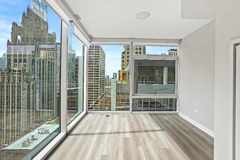 Foto principal - 10 Cityfront Plaza Dr