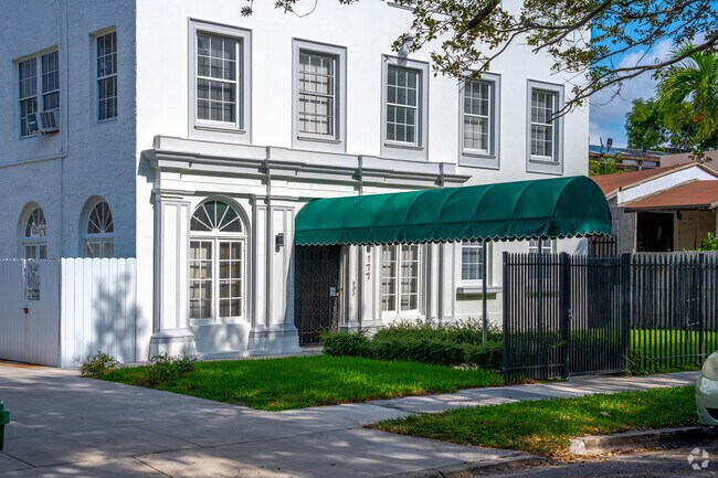 177 NE 50th St Miami, FL 33137 - Buena Vista Manor