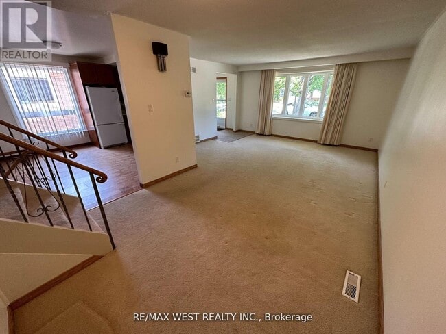 Photo du bâtiment - 15 Tracey Dr