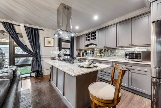 Foto del edificio - 4803 Junius St