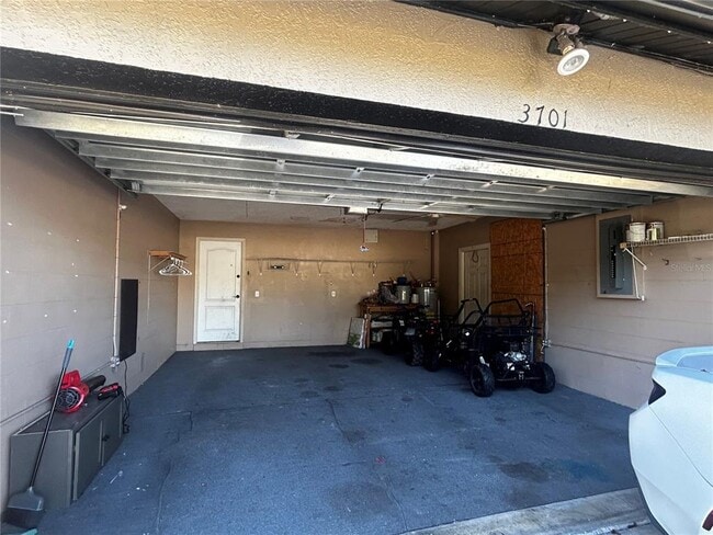 Building Photo - 3701 Parkway Blvd