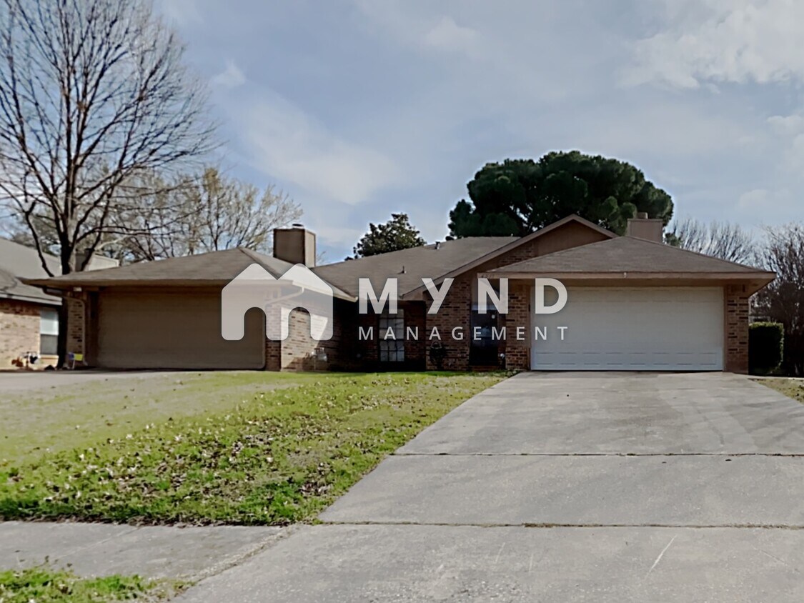 Foto principal - 4211 Spring Meadow Ln