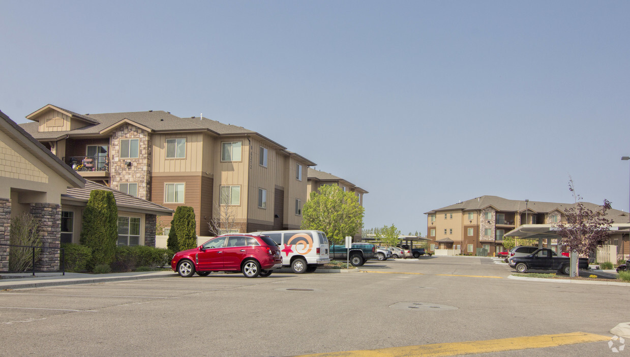 Primary Photo - Aspen Creek Apartments