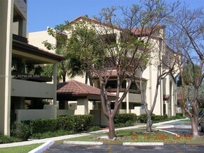 Building Photo - 8800 SW 123rd Ct