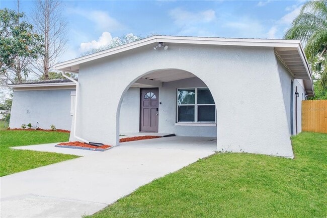 Foto del edificio - 7130 Chaucer Ln