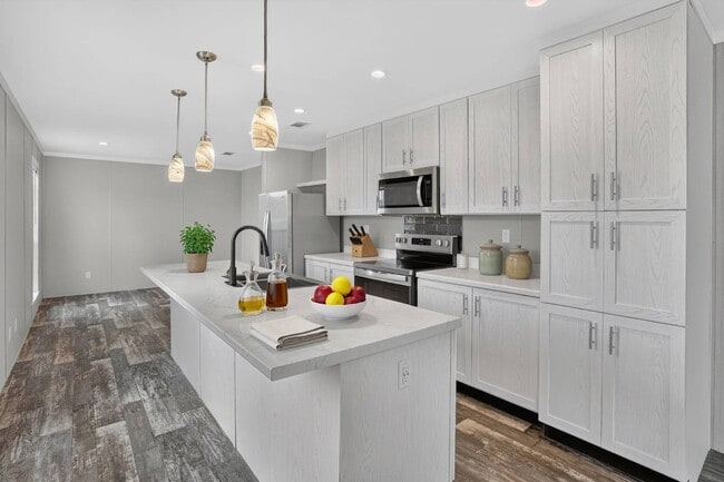 Building Photo - 221 Timothy Trl