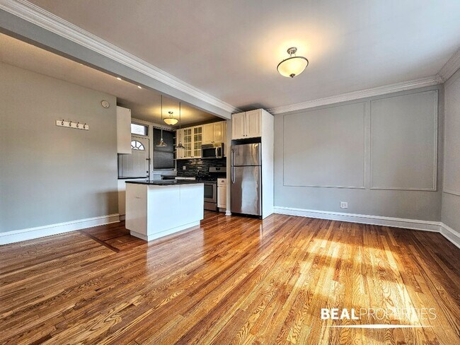 Foto del edificio - 548 W Surf St