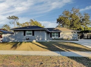 Building Photo - 4389 Signal Hill Rd