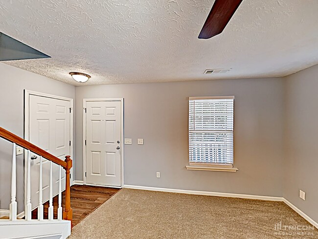 Building Photo - 5370 Mountain Top Pl