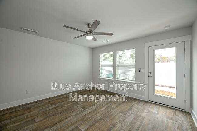 Foto del edificio - 111 S Grassland Rd