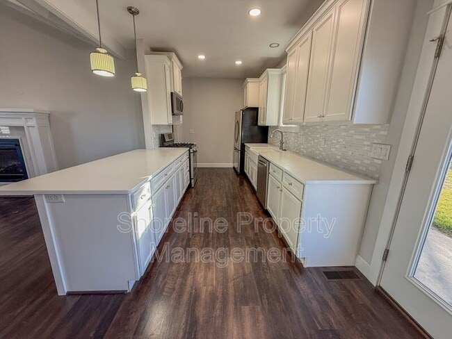 Foto del edificio - 18165 N Midland Blvd