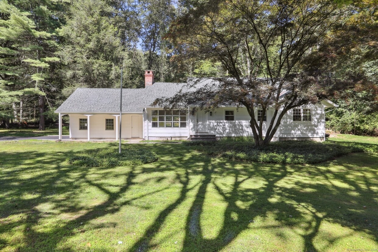 Foto principal - 8 Fairview Ln