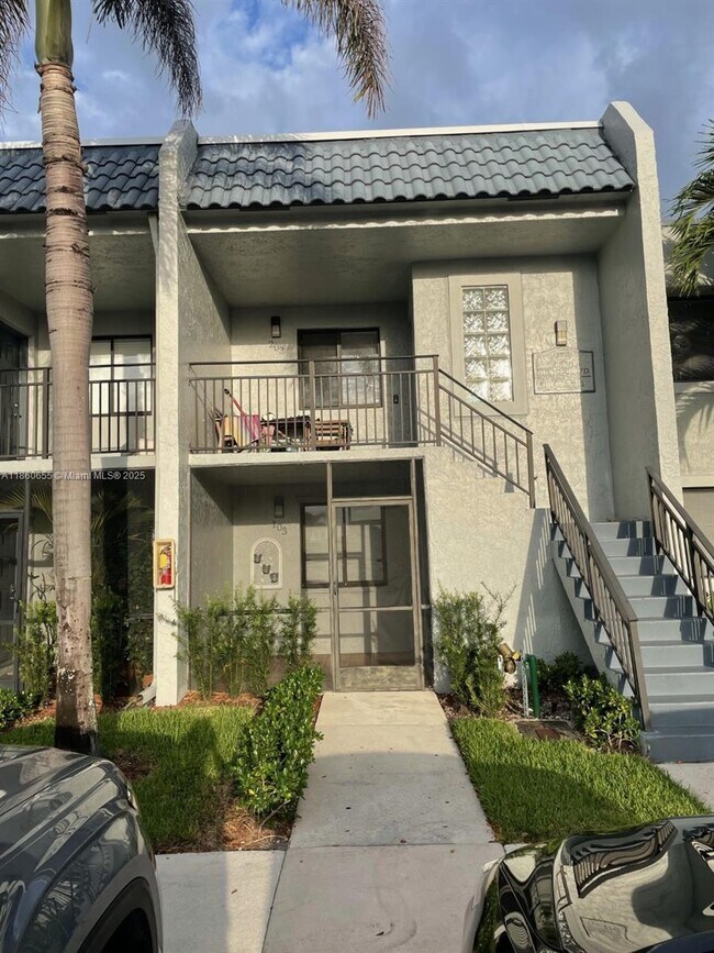 Building Photo - 16521 Blatt Blvd