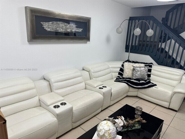 Foto del edificio - 11658 NW 87th Ln