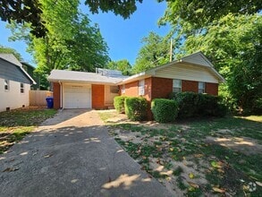 Building Photo - 917 W Symmes St