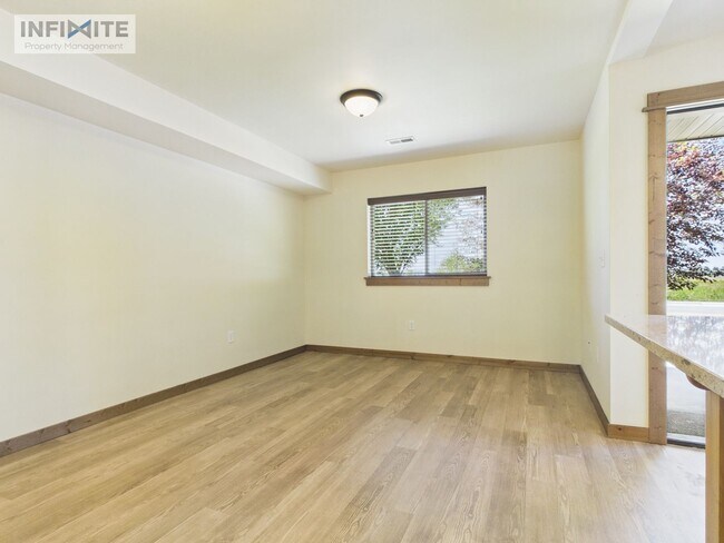 Foto del edificio - 2767 Fen Way