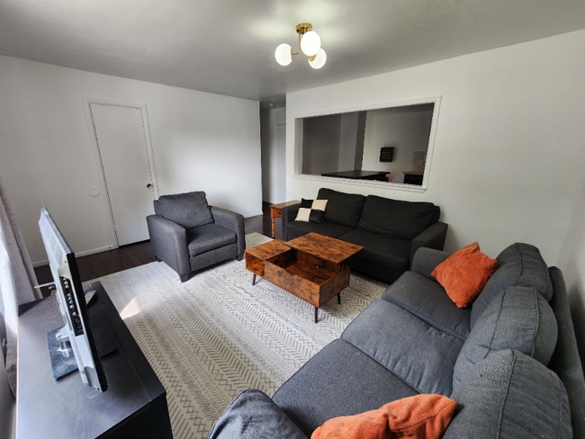 Photo - 7618 Umatilla St House