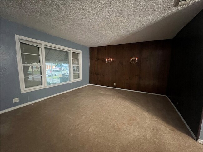 Building Photo - 4233 Voncille St