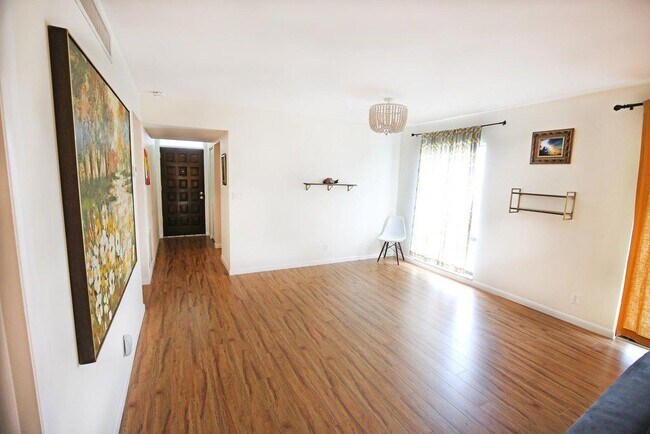 Building Photo - 3050 Presidential Way