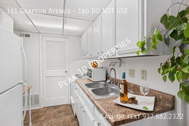 Foto del edificio - 111 Grafton Ave