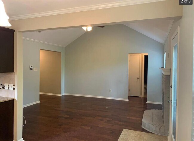 Foto del edificio - 6703 Ashprington Ln