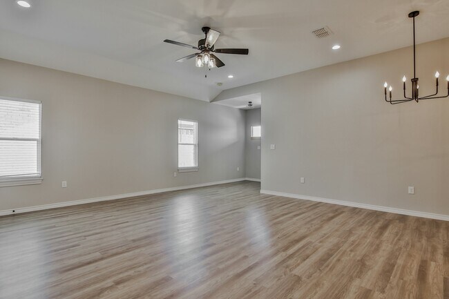 Building Photo - 1313 Corpus Ave