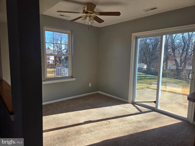 Foto del edificio - 4307 Greys Run Cir