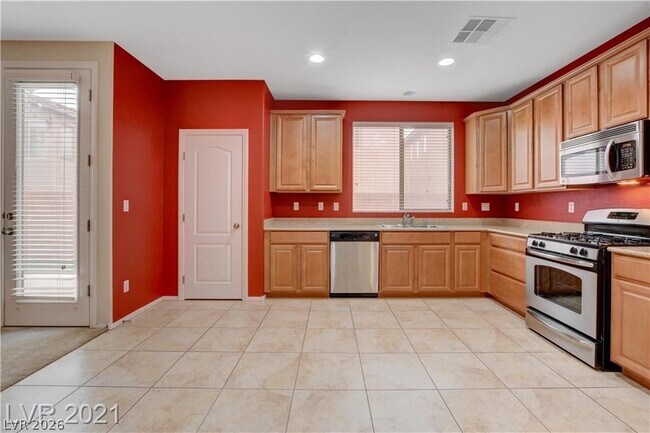 Foto del edificio - 10429 Scotch Elm Ave