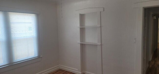 Foto del edificio - 3 bedroom in GLENDALE AZ 85301