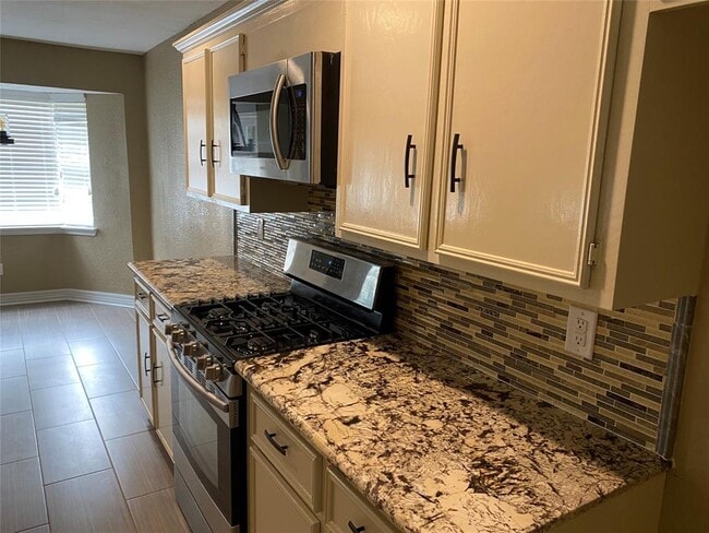 Building Photo - 13726 Rampchester Ln