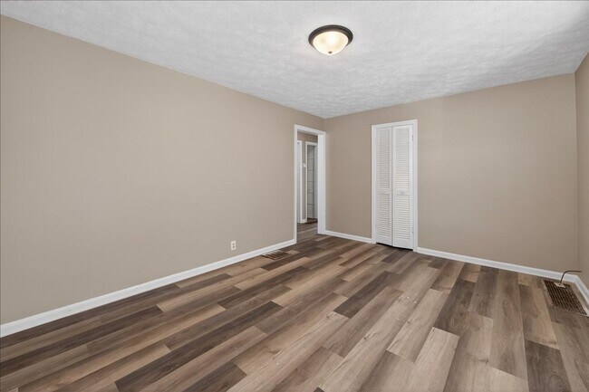 Foto del edificio - 4721 E 16th St