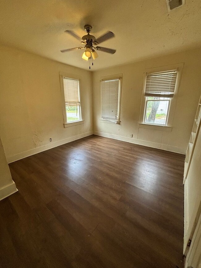 Building Photo - Cute 2 Bedroom Home in Bossier