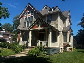 Building Photo - 924 W Wayne St