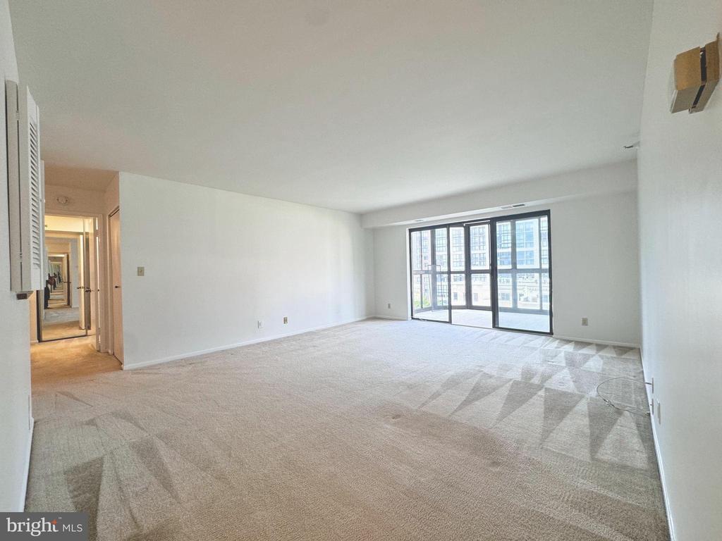 Foto principal - 1600 N Oak St