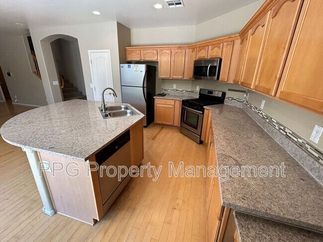 Building Photo - 16333 N 171st Dr