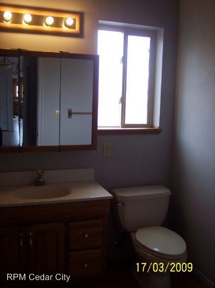 Foto del edificio - 221 S Casa Loma Ln