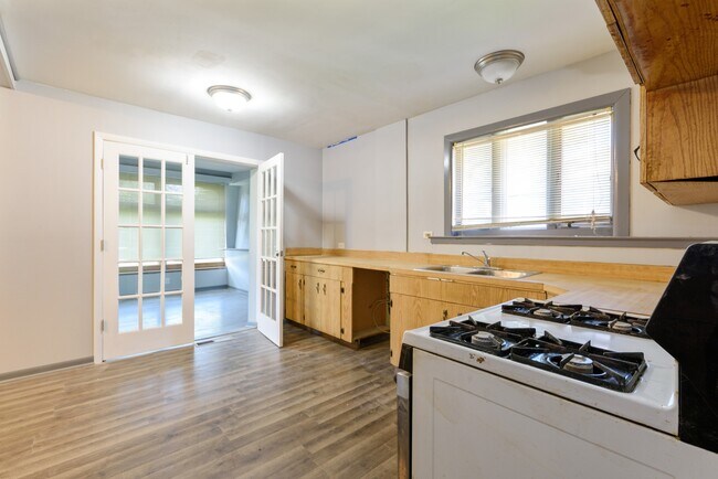Foto del edificio - 663 E 154th St