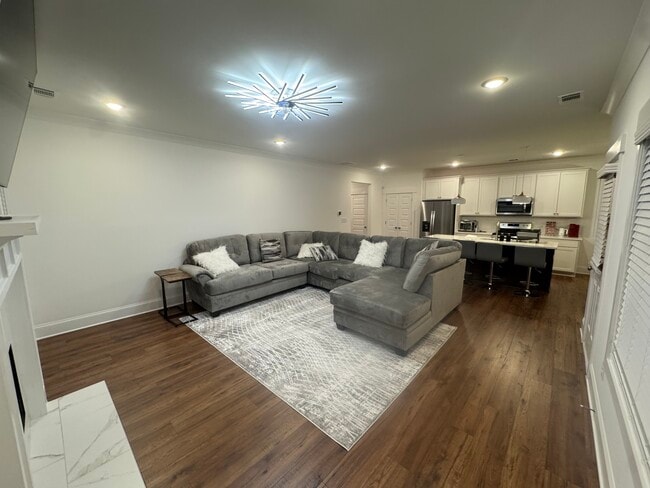 Photo - 190 Fritz Mar Ln House