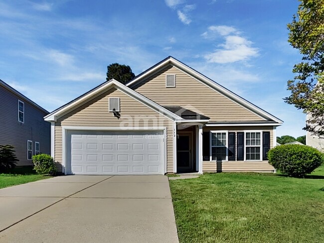 Building Photo - 112 Larkspur Dr