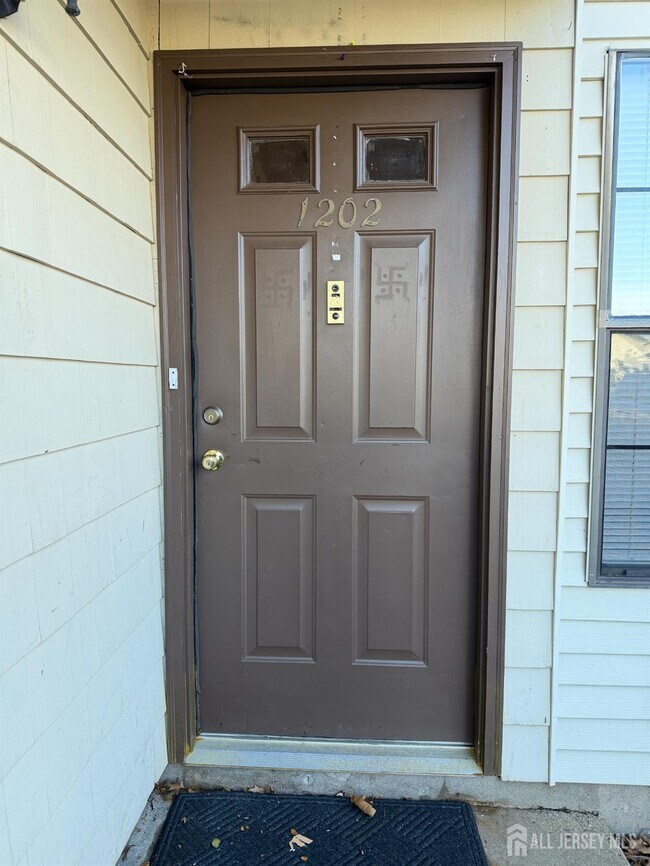 Foto del edificio - 1202 Woodbridge Commons Way