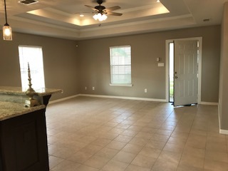 Large Living Room!! - 6701 N 8th St