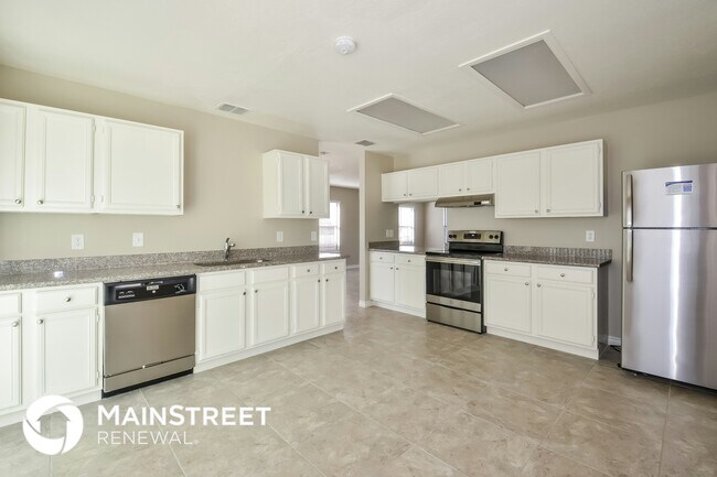 Foto del edificio - 8118 Sunshine Trail Dr