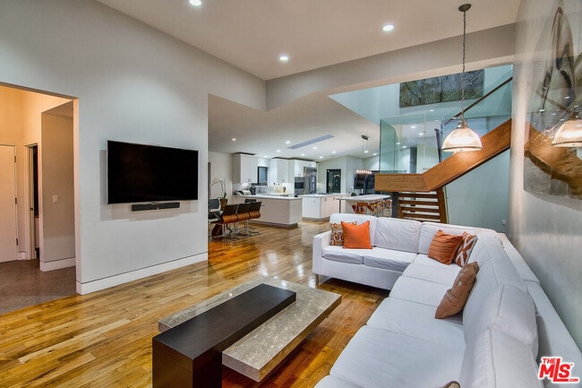 Building Photo - 11367 Elderwood St