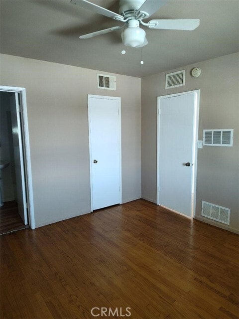 Foto del edificio - 1054 E Artesia Blvd