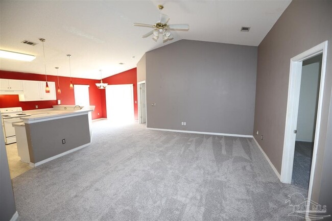 Foto del edificio - 319 Mizzen Ln