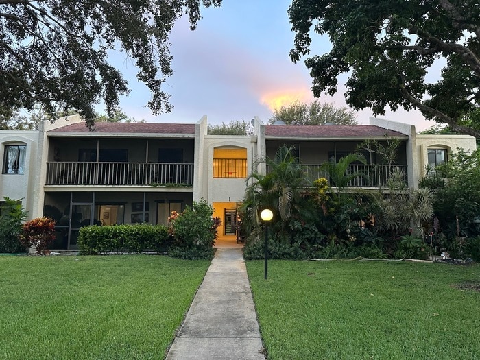 150 Pineview Rd Unit I6, Jupiter, FL 33469 Condo for Rent in Jupiter