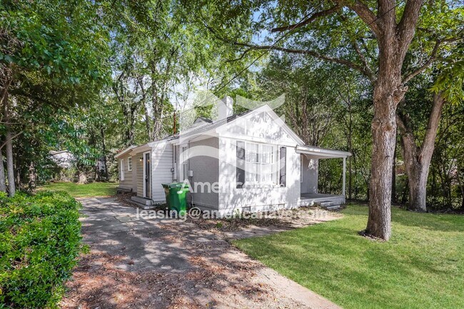 Foto del edificio - 2103 Pageland Dr