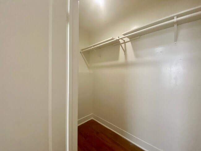 Building Photo - San Gabriel-2845