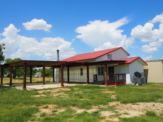 Building Photo - 9561 Hames Rd