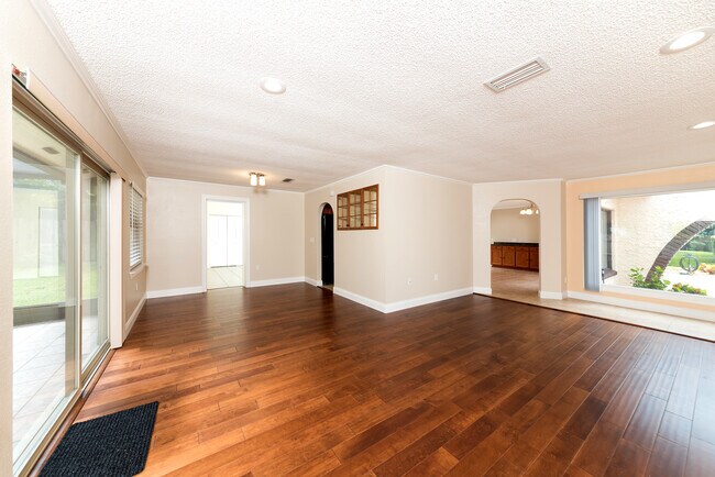 Foto del edificio - 3222 Nottingham Ln